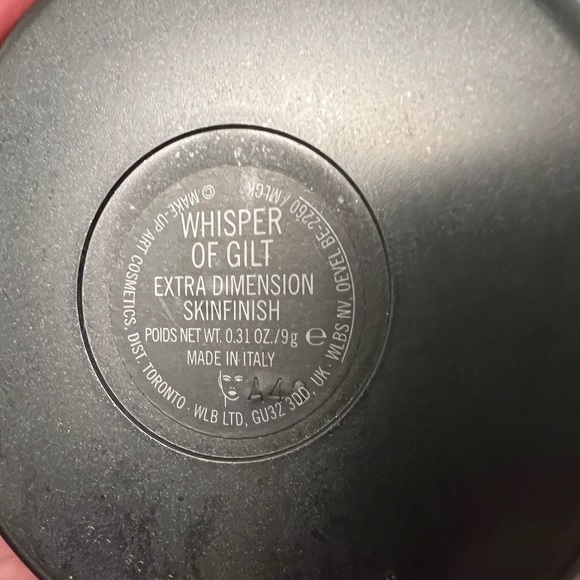 M.A.C. Extra Dimension Skin Finish - Picture 4 of 9